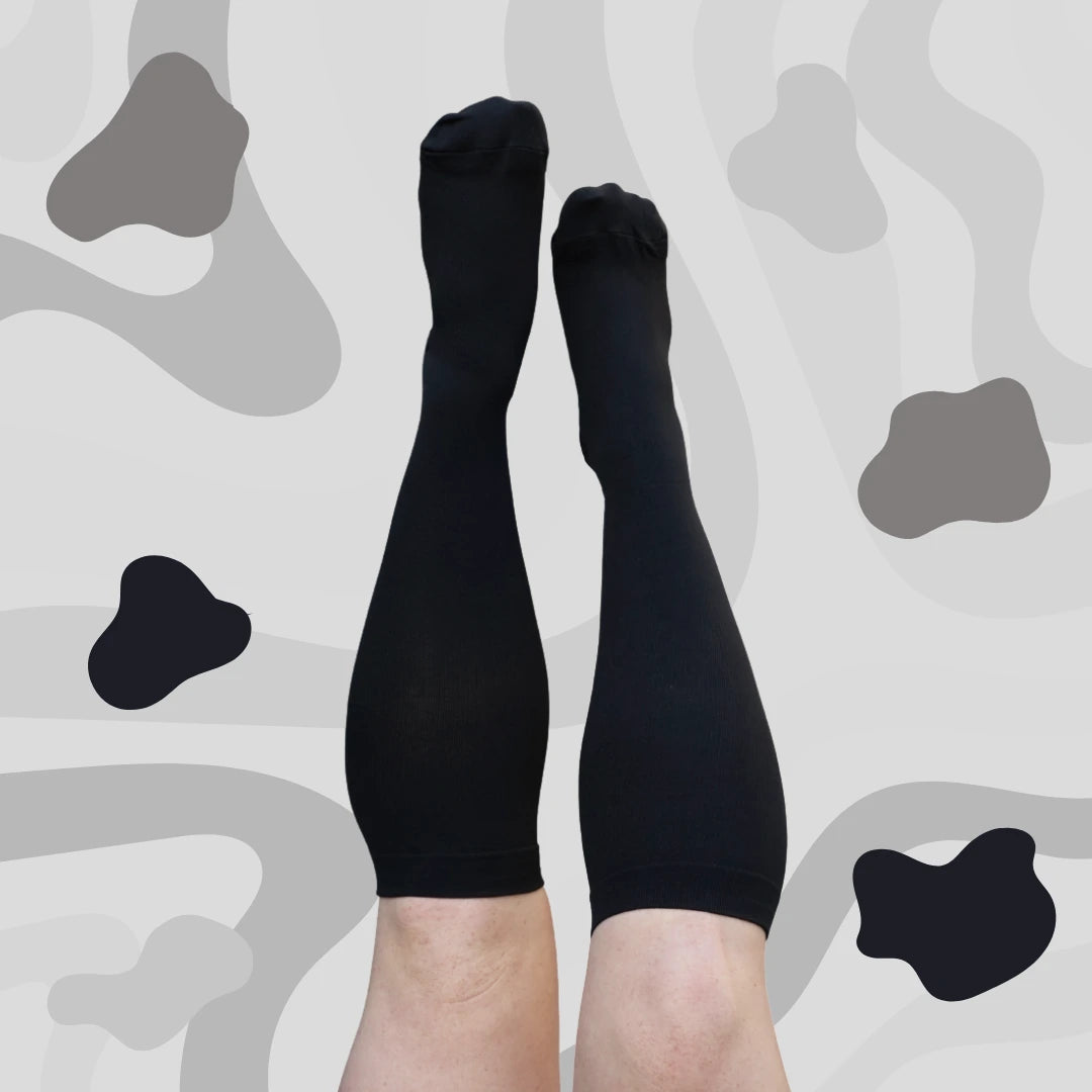 Classic Knee-High Black