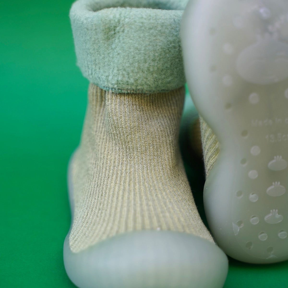 Infant Pre-Walker Warm Green Kids Sock Shoes Rocks Stones Concrete