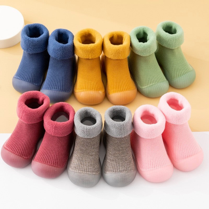 Infant Pre-Walker Warm Yellow Kids Sock Shoes Rocks Stones Concrete