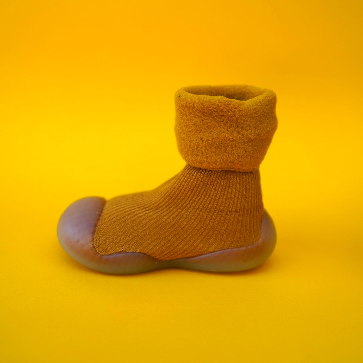 Infant Pre-Walker Warm Yellow Kids Sock Shoes Rocks Stones Concrete